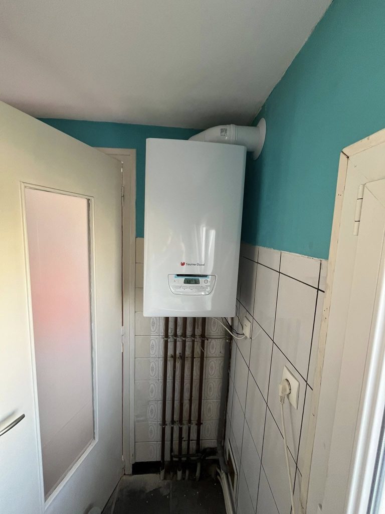 chaudière posée angle wc Amiens